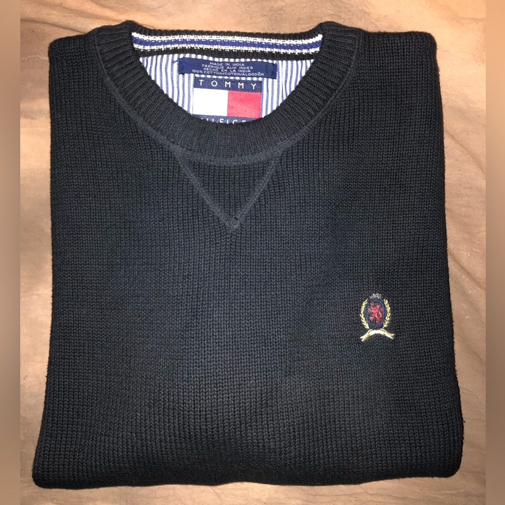 Tommy Hilfiger black men’s sweater large